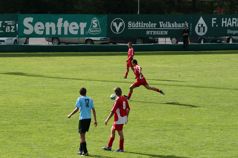 gal/Stadtturnier2007 - Spiel um Platz3 gegen Ahrntal/2007-08-12 SVR gg. SSV Ahrntal beim Stadtrurnier 142.jpg